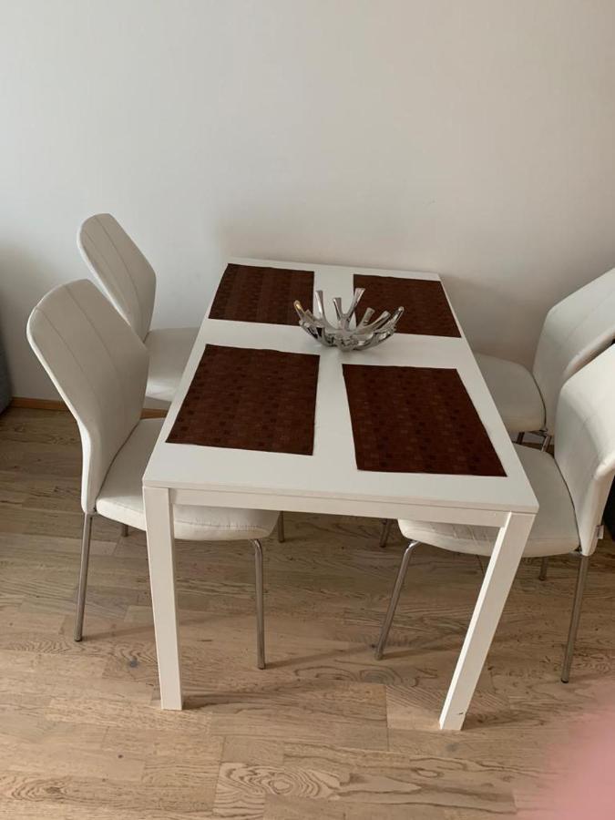 Residence Garden Tower - 8 Min Do Centra, Garaz Praga Zewnętrze zdjęcie