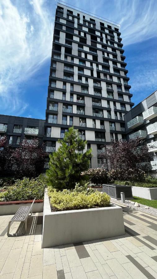 Residence Garden Tower - 8 Min Do Centra, Garaz Praga Zewnętrze zdjęcie
