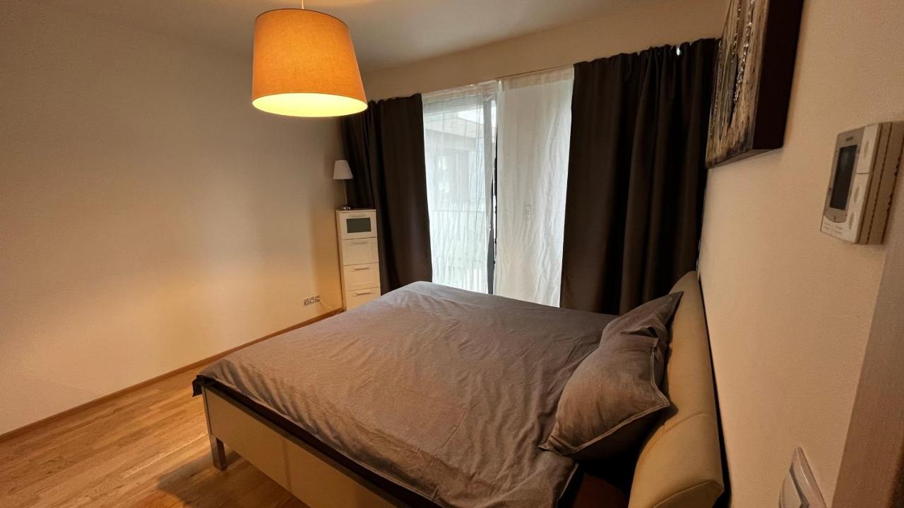 Residence Garden Tower - 8 Min Do Centra, Garaz Praga Zewnętrze zdjęcie
