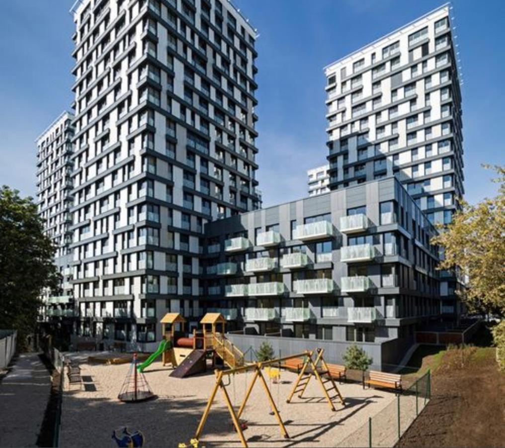 Residence Garden Tower - 8 Min Do Centra, Garaz Praga Zewnętrze zdjęcie
